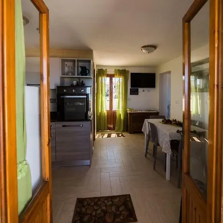 Apartment Eyes On Blue Sorso