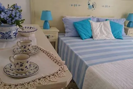 Apartment Eyes On Blue